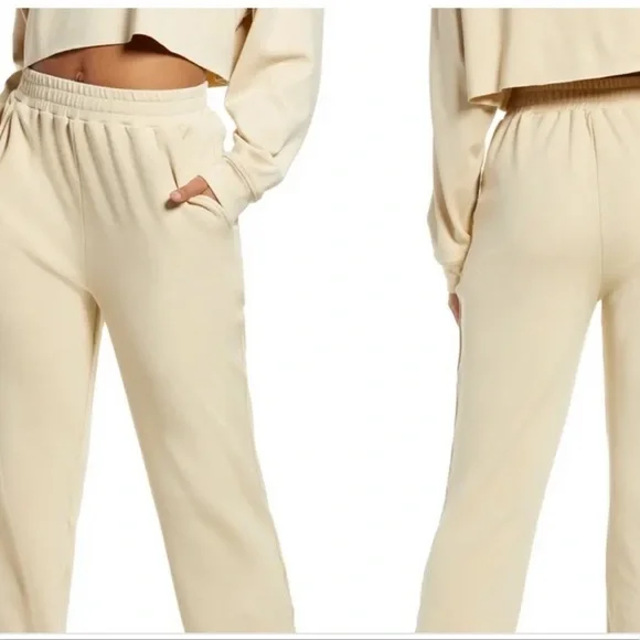 WeWoreWhat x Revolve Cream Brushed Terry High Waist Joggers Size Large - Picture 9 of 12